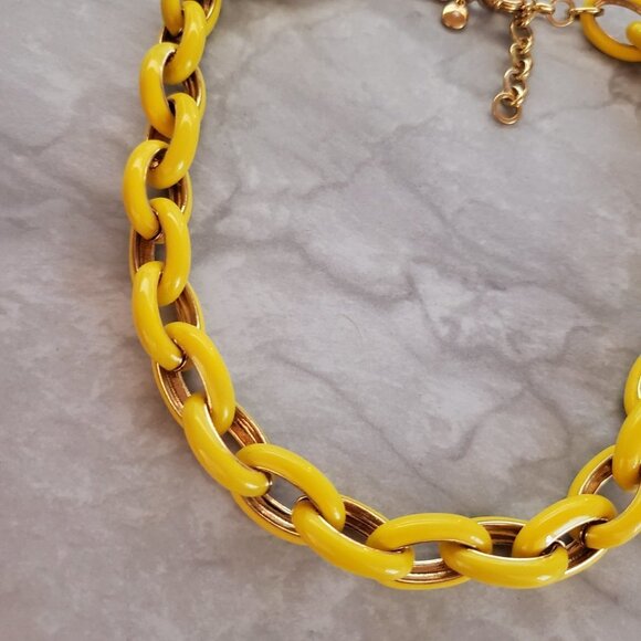 💛 J. Crew Yellow Enamel Link Necklace 💛 - Picture 13 of 15